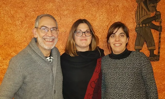 Mireia Catot, responsable de projectes d'ATAP Calders, al centre de la imatge.