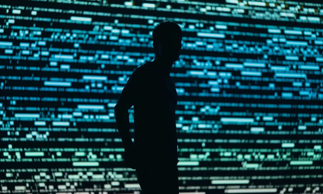 Cal adoptar les mesures necessàries perquè les persones informants de les possibles infraccions no siguin objecte de represàlies. Font: Unsplash.