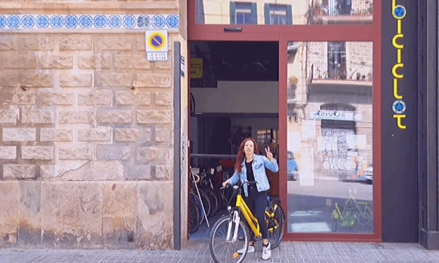 Biciclot oferexi bicicletes a tot el personal sanitari que les demani per poder-se desplaçar.