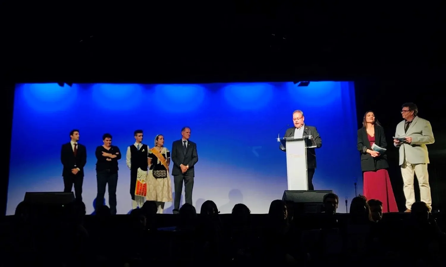 La Gala de l'Any d'Adifolk reconeix a grups, federacions i personalitats destacades.