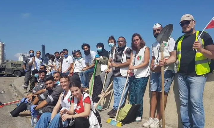 Imatge de voluntaris i voluntàries del Socors Popular Libanès.