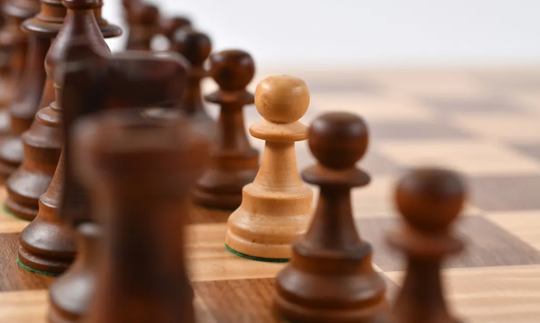 Com més gran sigui una entitat, o com més activitat econòmica realitzi, més grans seran les seves obligacions en termes tributaris i comptables. Font: Unsplash.