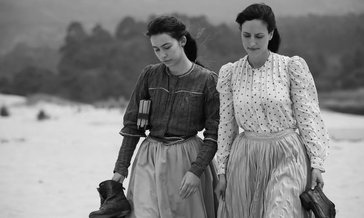 'Elisa y Marcela' és la pel·lícula sobre la història del primer casament homosexual d'Espanya.