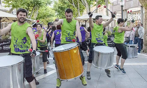 Els Tabalers de Xàldiga posen el ritme a totes les activitats.
