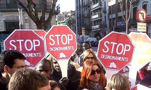 La recollida de signatures va començar el més d'abril de 2012