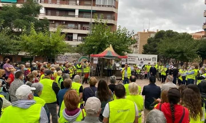 La iniciativa té l'objectiu de portar la seva lluita al Parlament i al Congrés dels Diputats.