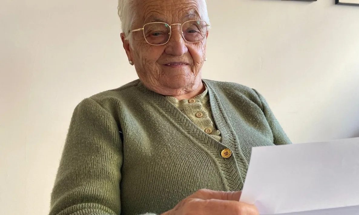 Les cartes poden ser un gest d'afecte molt important ver la gent gran.