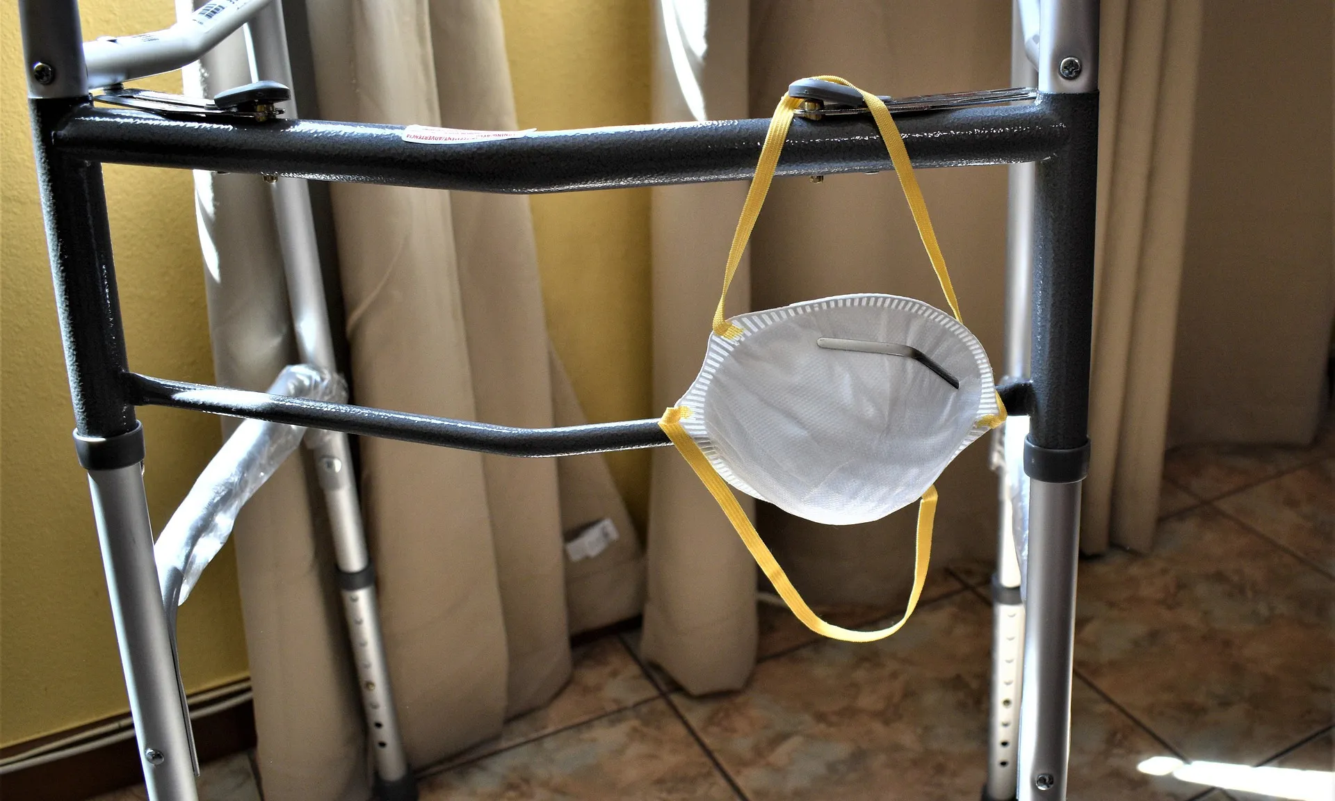 Amnistia Internacional creu que la investigació sobre les morts a les residències va ser deficient.