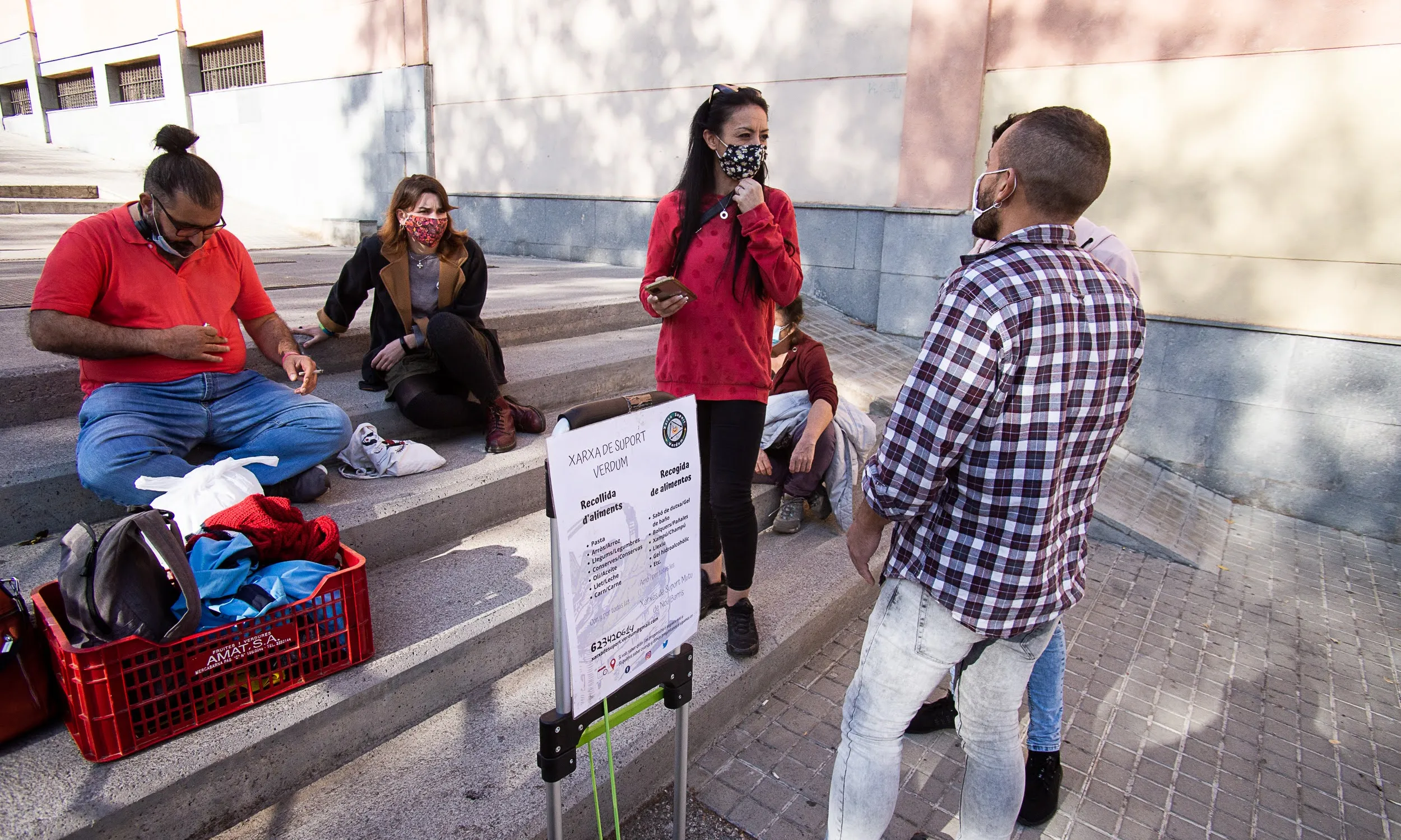 Algunes de les persones que van participar a la Xarxa de Suport de Verdum, a Barcelona.