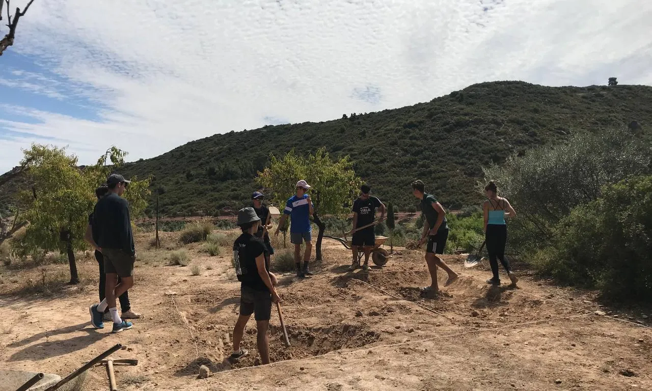 L'objectiu dels camps de treball és fer xarxa, transformar l'entorn, aprendre i conèixer persones amb inquietuds similars.