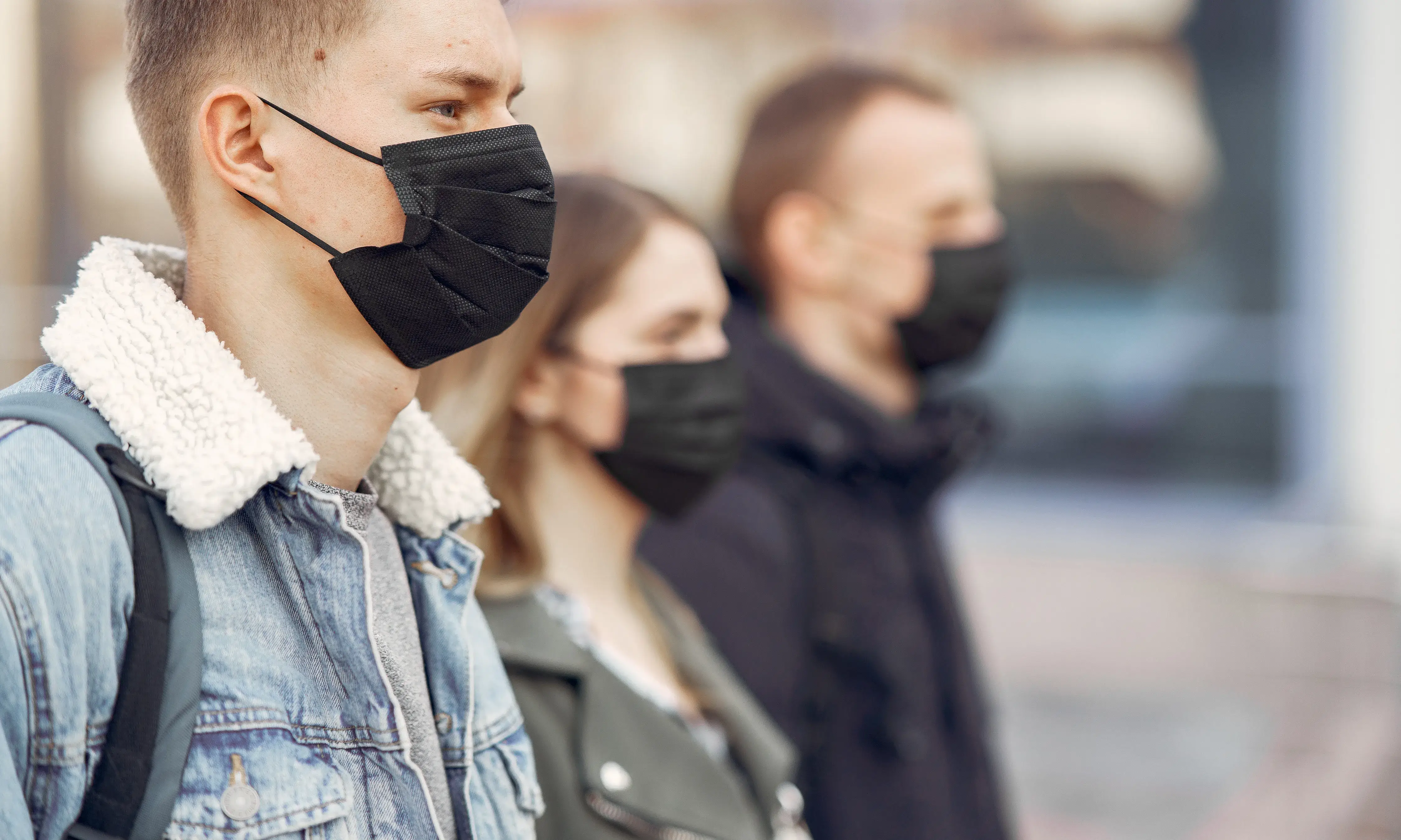 S'ha de seguir duent mascareta als centres, serveis i establiments sanitaris.