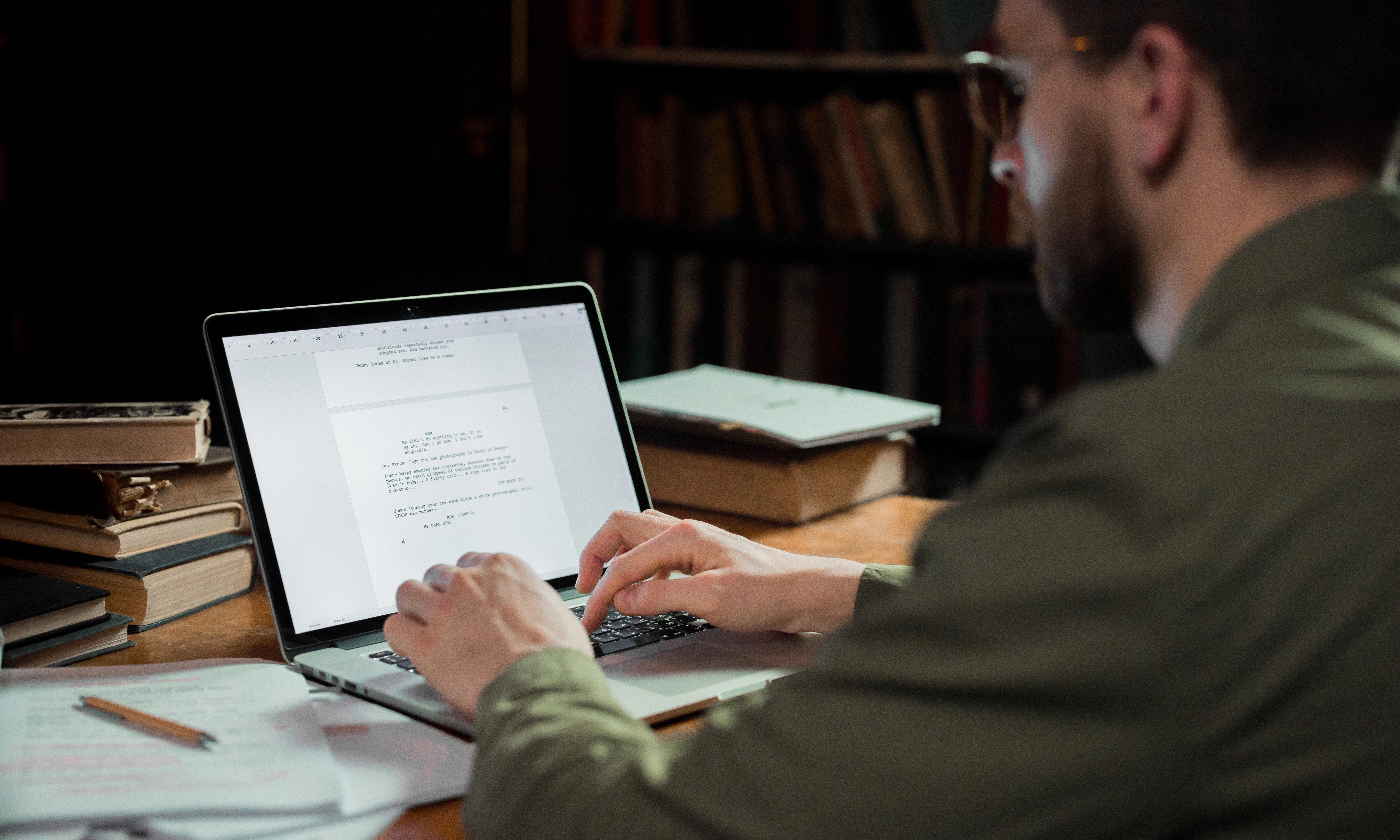 2980 persones lligades a associacions de traducció han respost al qüestionari.