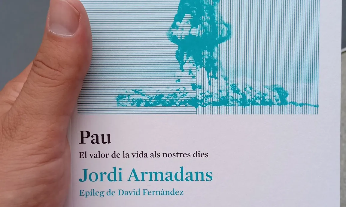 ‘Pau. El valor de la vida als nostres dies’, de Jordi Armadans, fa atenció en les desigualtats i les violències.