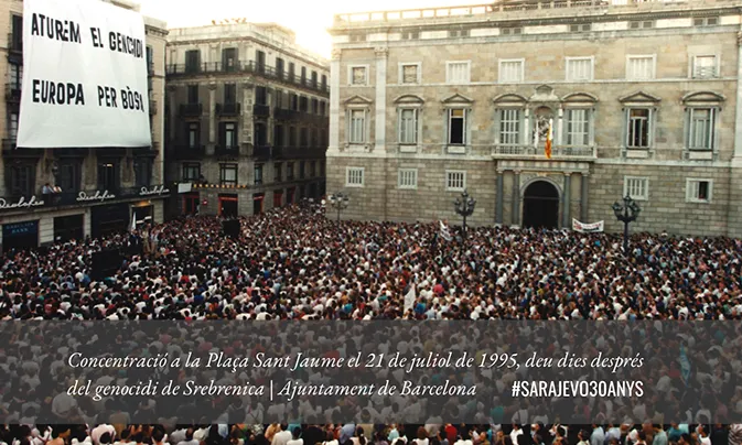 Concentració a Barcelona deu dies després del genocidi d'Srebrenica