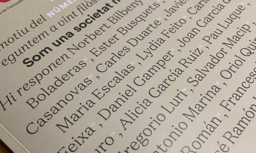 La portada 200 de la revista 'Valors' dedicada a la maduresa de la societat. 