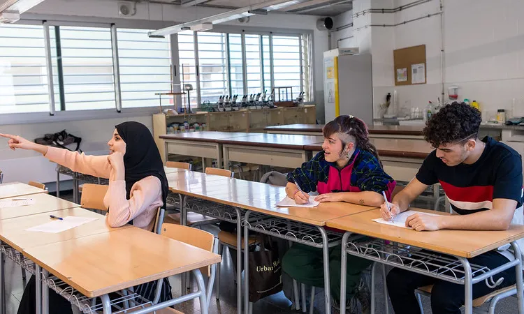 El taller de l'associació Mousiké parteix de l'autoconeixement per celebrar la singularitat de cada persona. Font: Flickr Joventut Cat