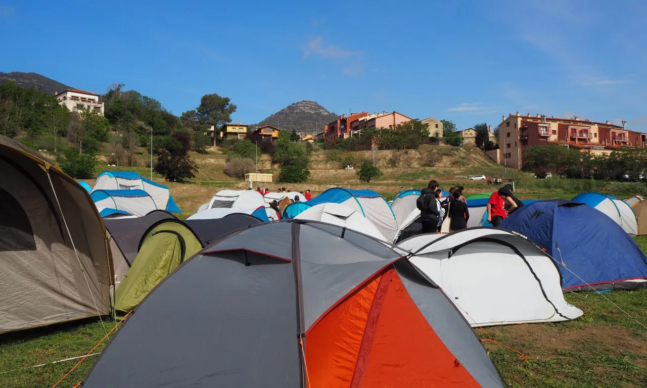 La tobada ha tingut format d'acampada.