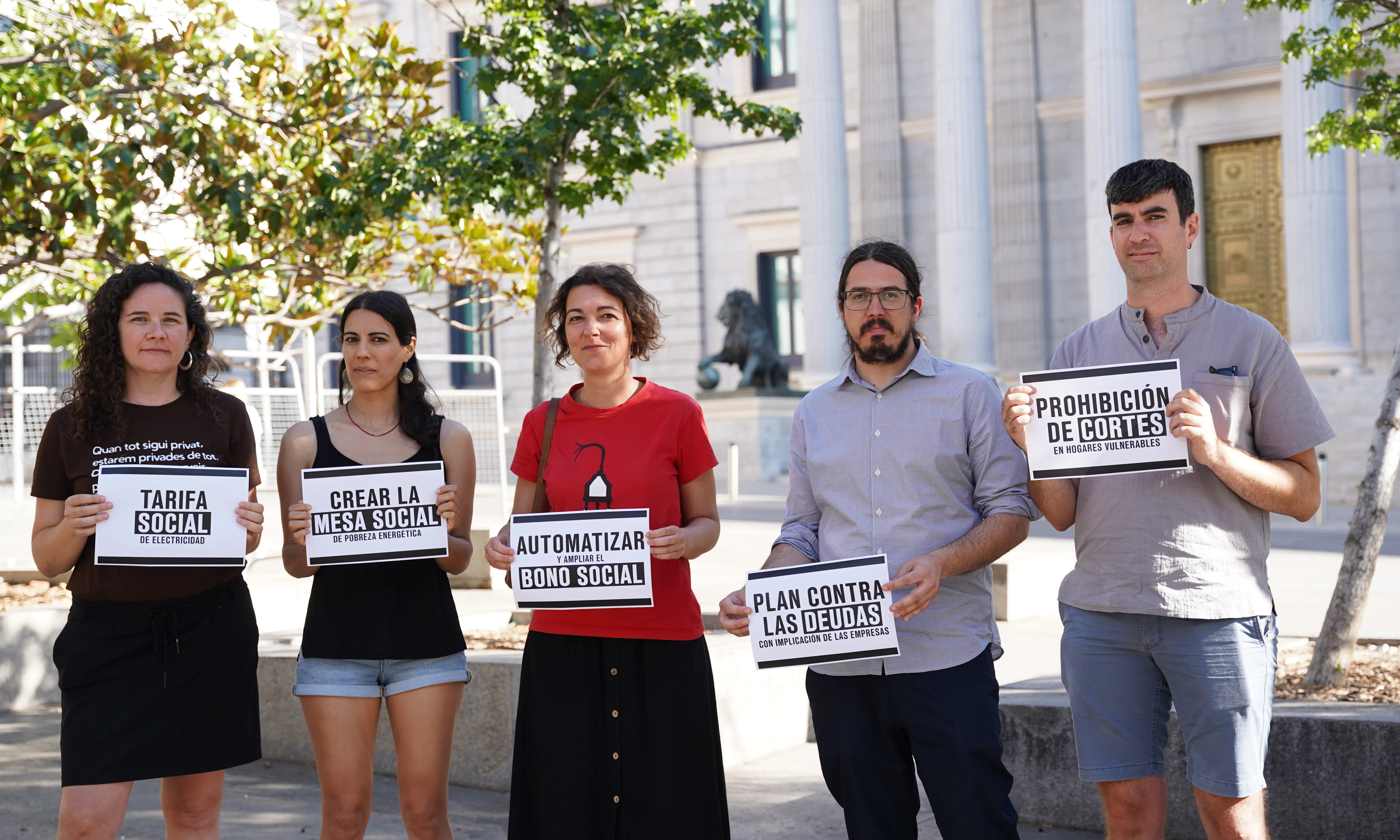 Més d'una vintena d'entitats han presentat un document de mesures contra la pobresa energètica amb la vista posada a les eleccions del 23 de juliol.