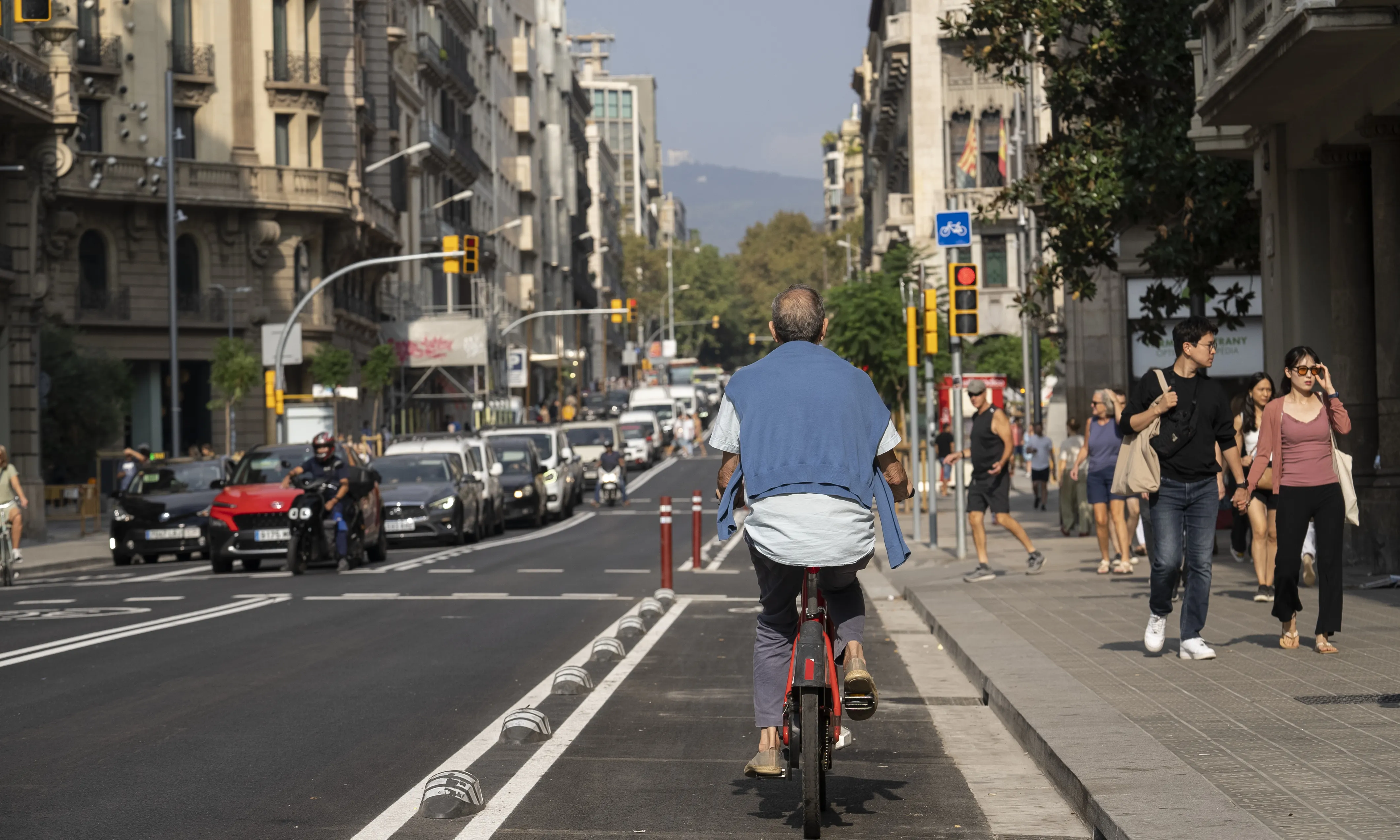 La campanya ajudarà a tenir rutes còmodes i eficients que, alhora, promoguin la seguretat entre les ciclistes. Font: Ajuntament de Barcelona