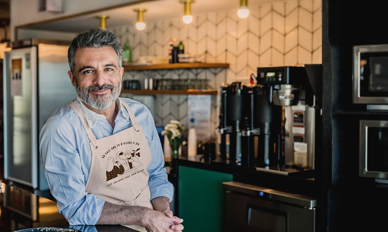 La campanya per fer visible la soledat no desitjada compta amb la complicitat d'establiments col·laboradors a diferents ciutats.