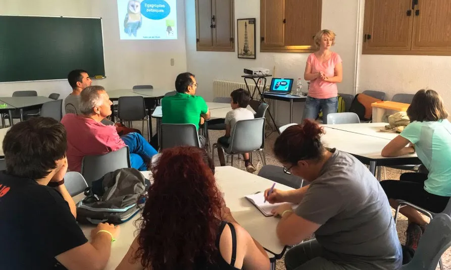 L'Escola Natura, una programació anual d’activitats educatives i formatives, és el projecte més viu de Picampall.