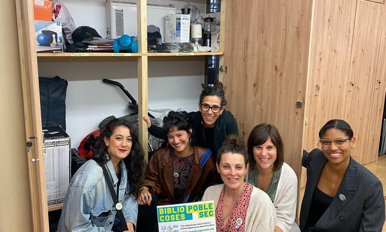 El grup motor de la Bibliocoses ha estat clau per tirar endavant l'espai.