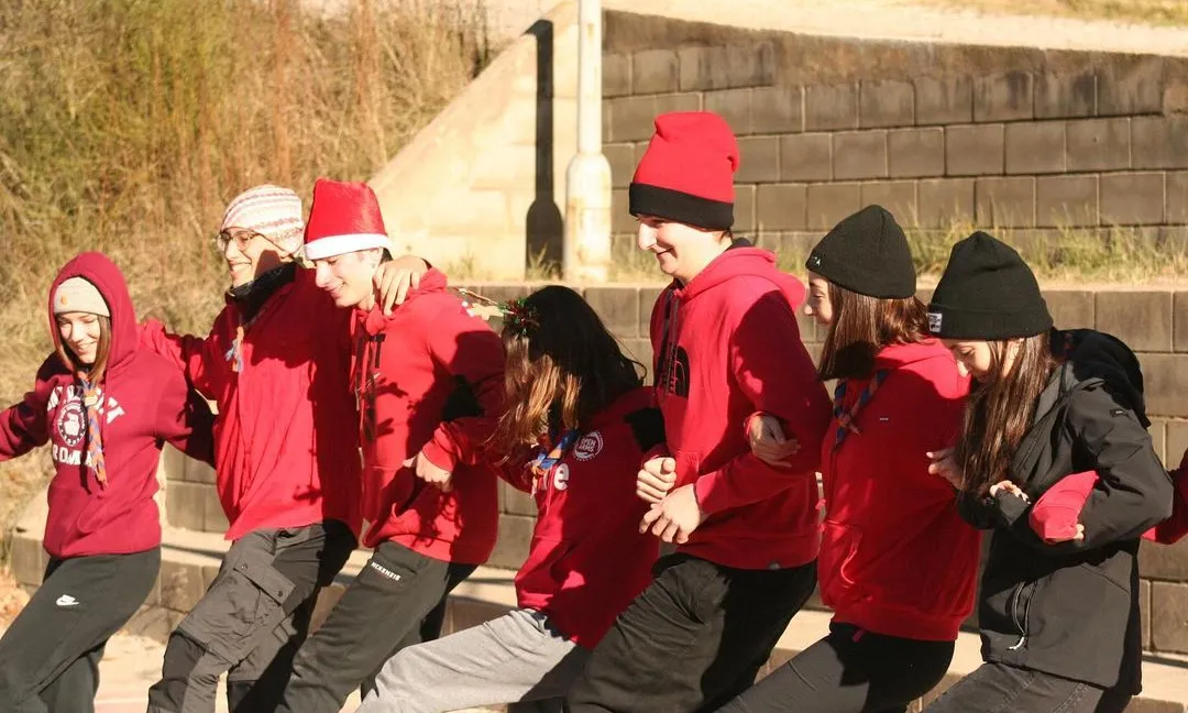  Durant les festes nadalenques, les entitats educatives en el lleure arreu del país organitzen diverses activitats tradicionals i solidàries que involucren la comunitat.