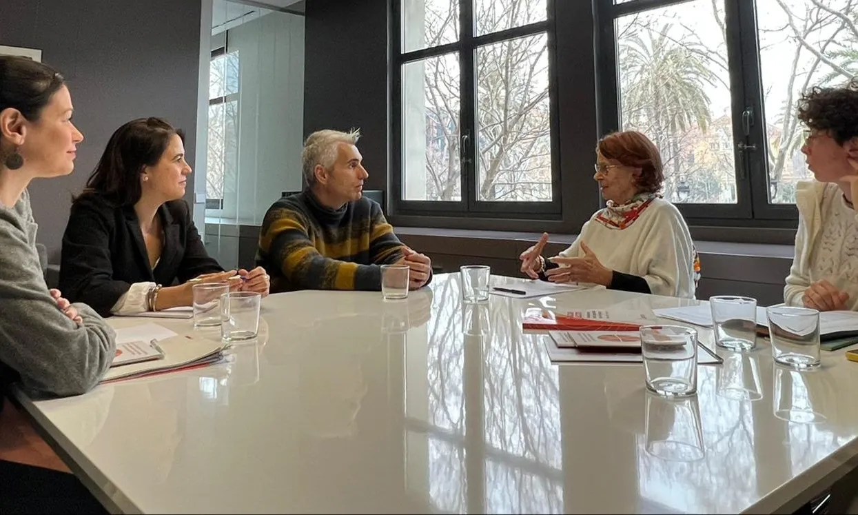 ECOM fa arribar cada any a la Síndica el 'Radar ECOM' perquè tingui constància de les vulneracions de drets.