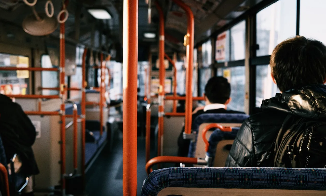 Interior d'un d'autobús. 