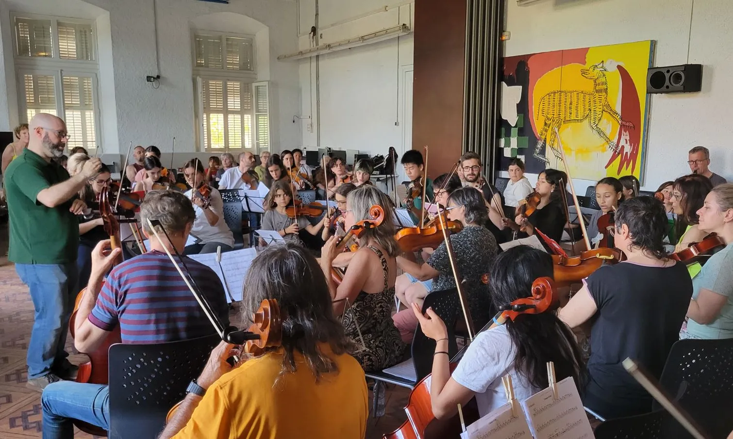 La Riborquestra és una entitat del barri de Sant Pere, Santa Caterina i la Ribera de Barcelona.