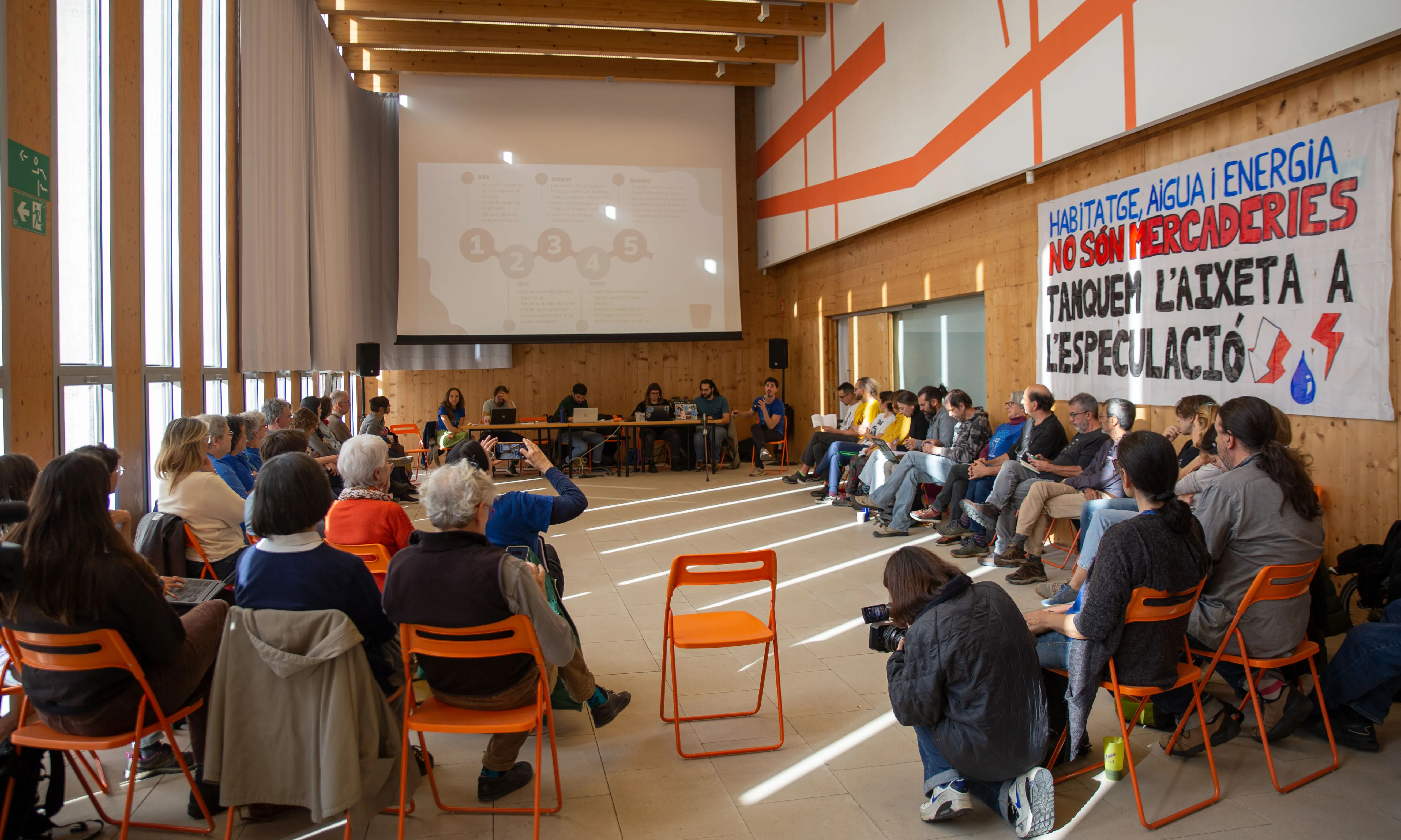 Les entitats alerten que la sequera no ha acabat i reclamen prioritzar la gestió de la demanda.