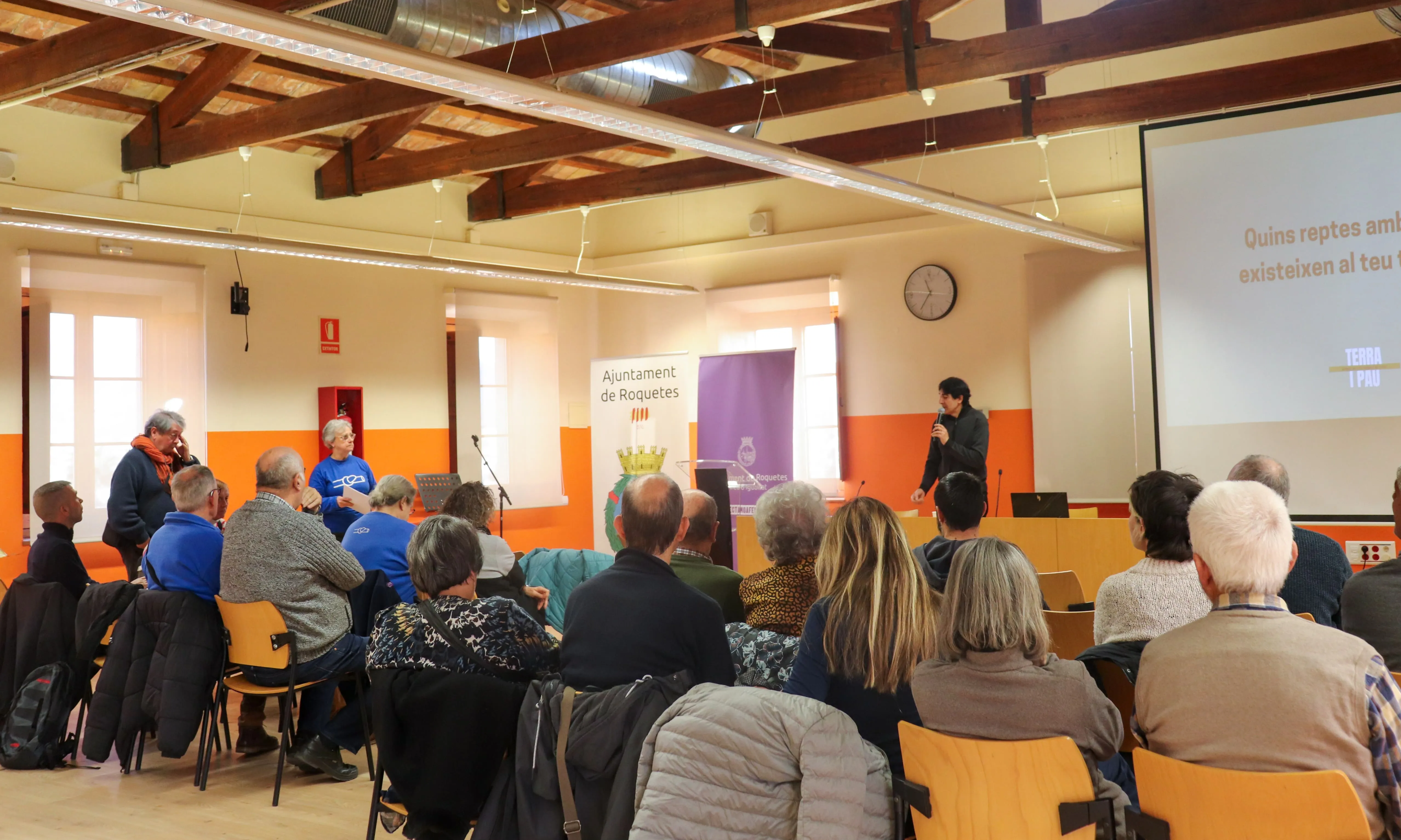 El moviment Terra i Pau ha fet una sessió de presentació a Roquetes (el Baix Ebre).