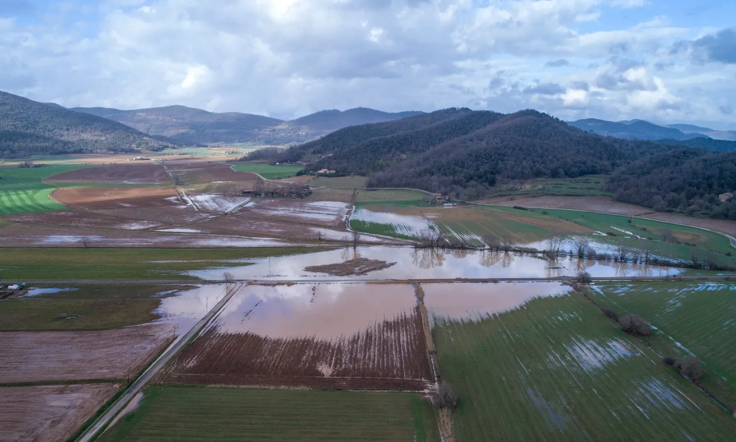 Inundació provocada pel temporal Glòria a la Garrotxa.