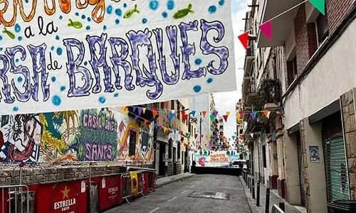 La Festa Major Alternativa de Sants celebrava 30 anys l'agost passat sota el lema "Festa, Lluita i Barri"