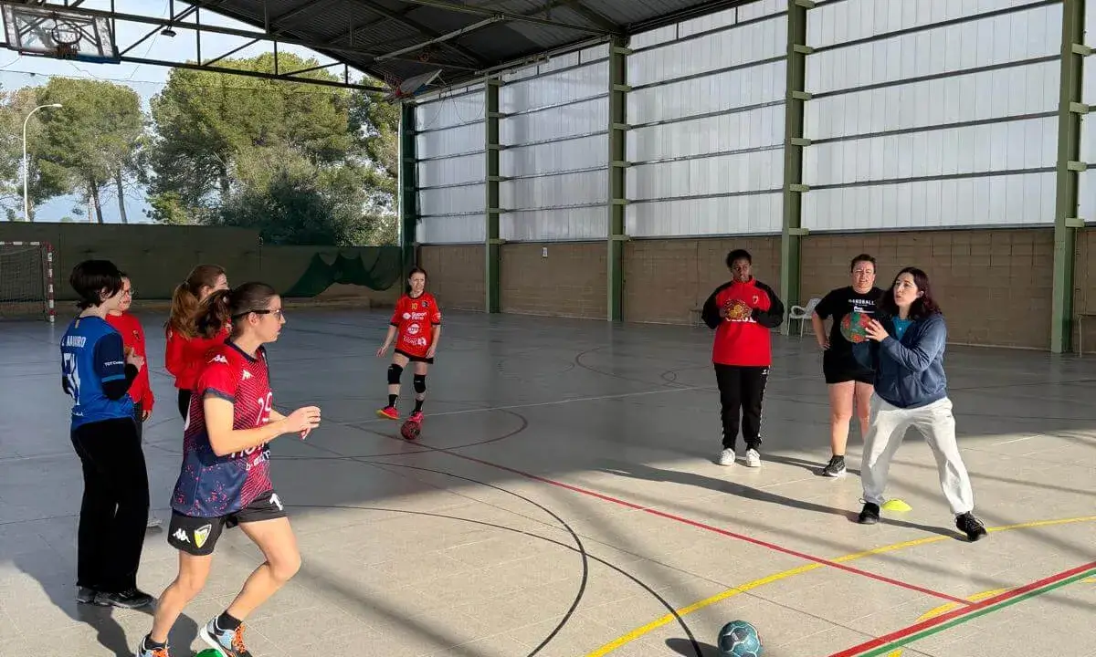 torna la competició dmem