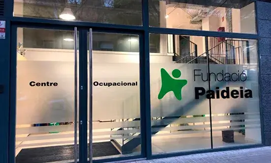 Imatge de la porta de la Fundació