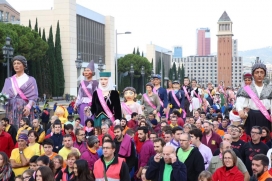 Trobada solidària de colles geganteres, a Barcelona. Font: Plana web de Les Gegantes amb Tu