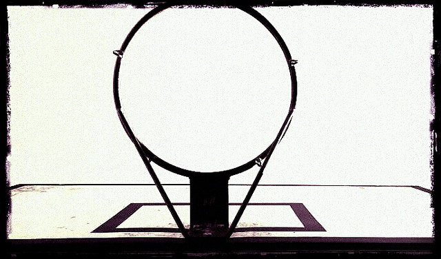 Cistella de bàsquet_la veu de Nanuk_Flickr