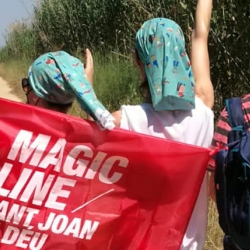 La caminada solidària ‘Magic Line’ arriba a la desena edició i ho fa en plena forma.