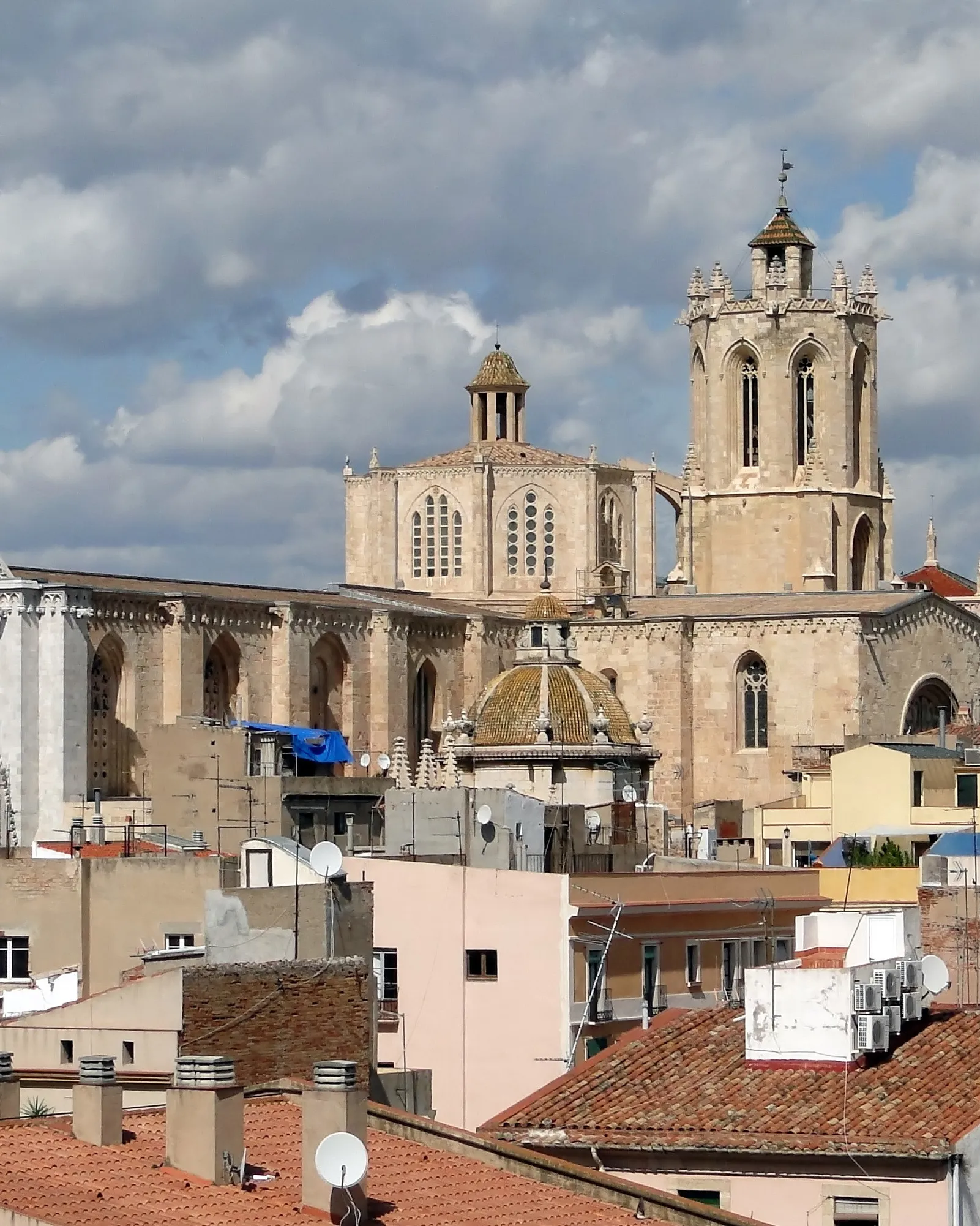 Catedral de Tarragona. Font: en.wikipedia.org Catedral de Tarragona. Font: en.wikipedia.org