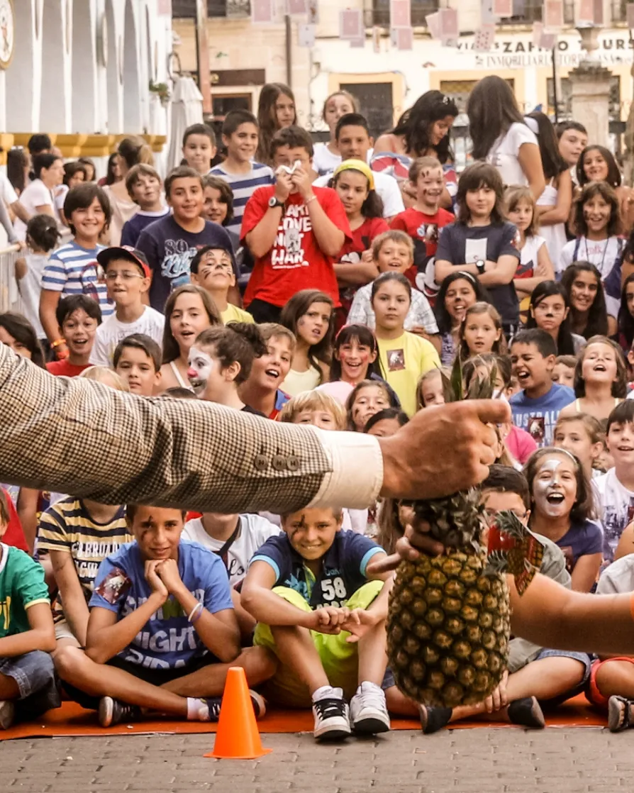 Teatre infantil de carrer. Font: Fira Mediterrània de Manresa