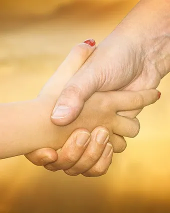 El voluntariat és l'acció de donar el teu temps a una causa solidària.