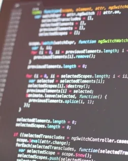 codi de programació en una pantalla d'ordinador