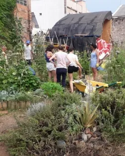 El 14 i 15 de setembre se celebra un curs d'introducció a la Permacultura i Hort Urbà a ConnectHort de Barcelona.