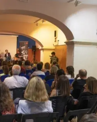 Sala plena d'oients. Fòrum 2022. Font: Fic-Cat