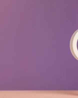 La formació és gratuïta i és organitzada per l'Oficina d'entitats de l'Hospitalet de Llobregat. Font: Canva.