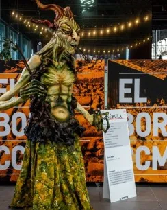 Imatge de la presentació de la mostra 'Bèsties i dracs', del bestiari festiu de Catalunya.