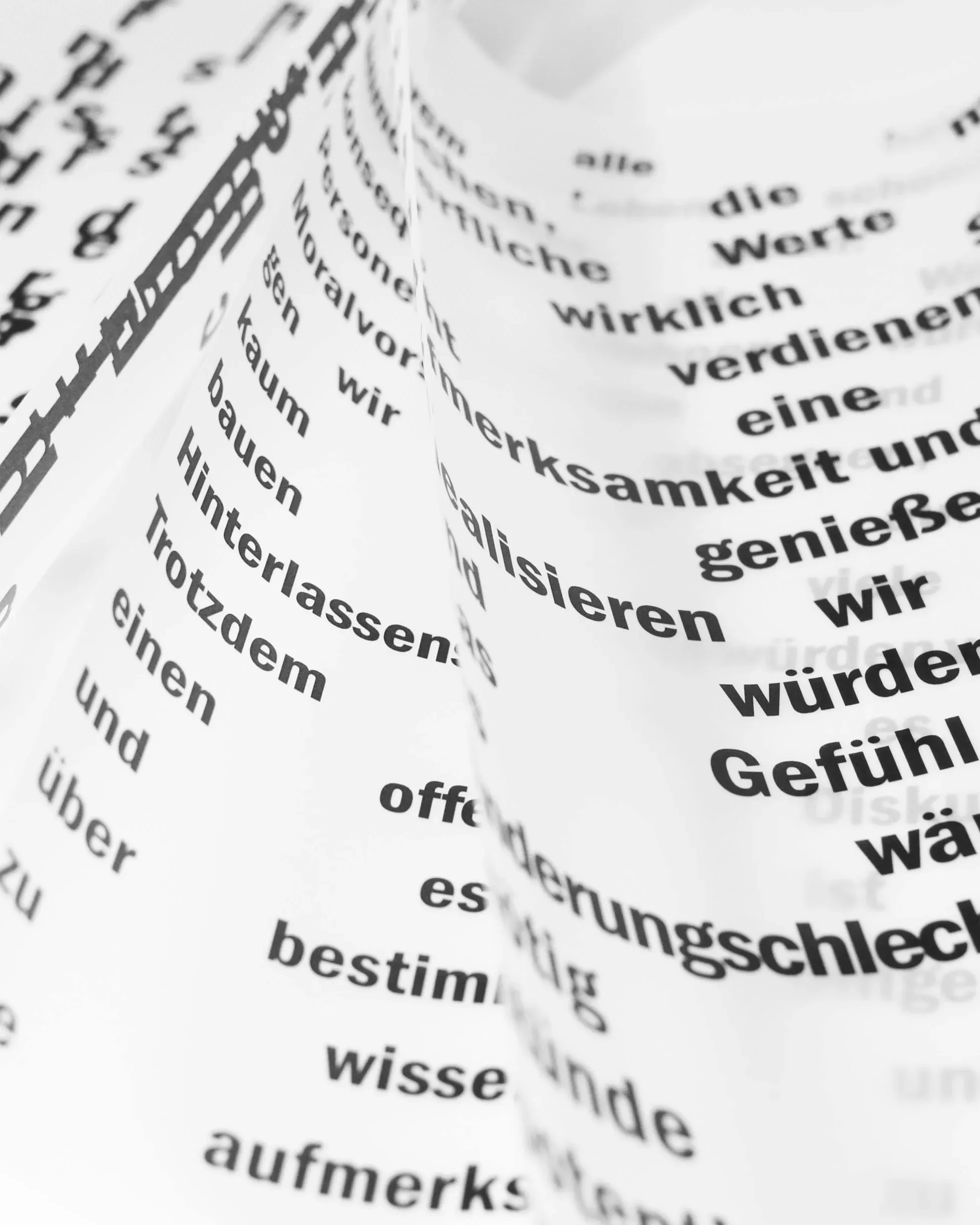 Idiomes Fulles amb textos en diversos idiomes estrangers