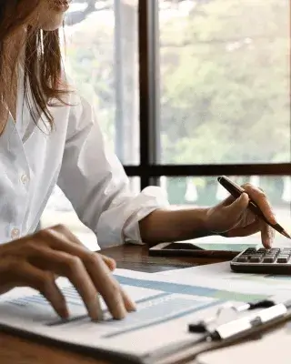 Formació per entendre les obligacions fiscals i els principals impostos que afecten les associacions.