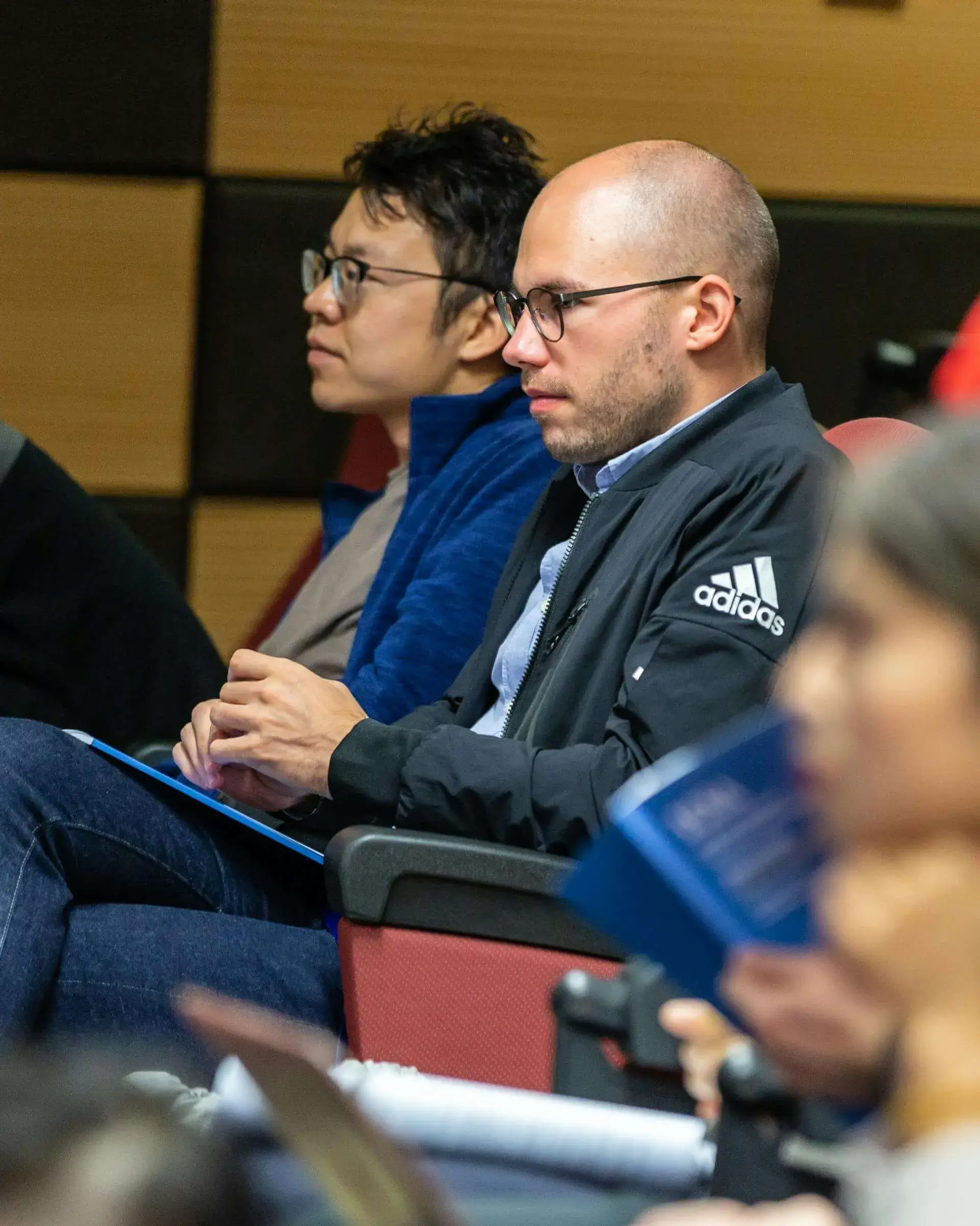 La formació neix de la col·laboració entre la Coordinadora de Mentoria Social, la Fundació Universitat de Girona i la Universitat de Girona.
